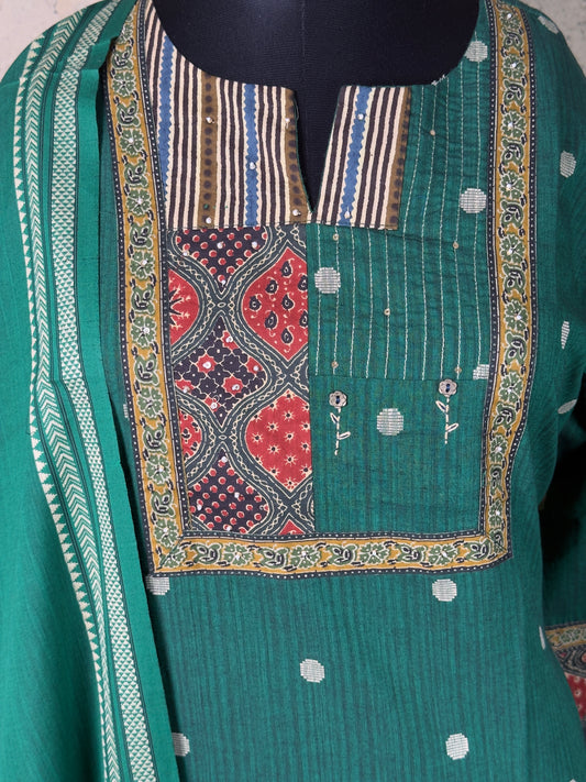 Green Handloom Cotton Hand Applique Suit Set – 3 Piece