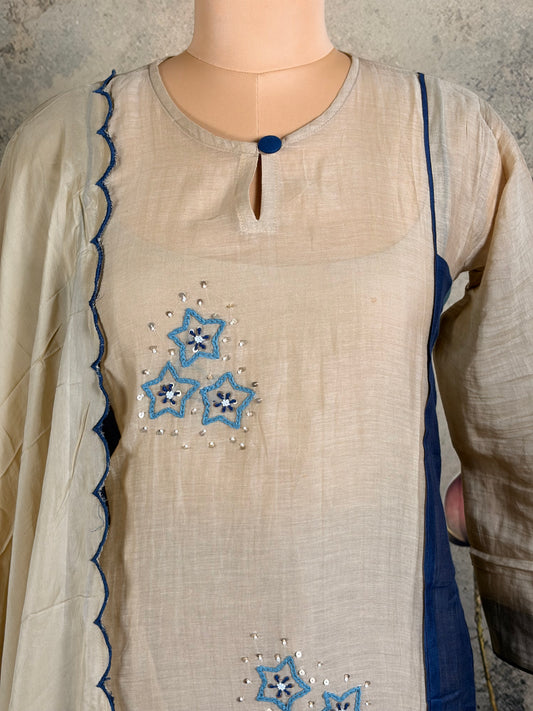 Pure mulchendari with flared and knot work