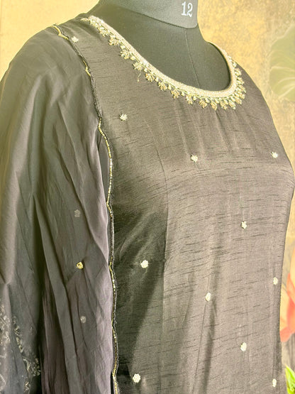 Pure Dola silk with handwork