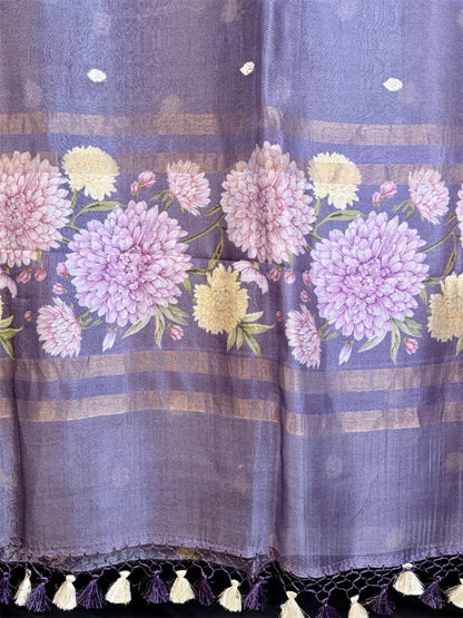 Pure Kora with digital print & kadwa weaving buttis