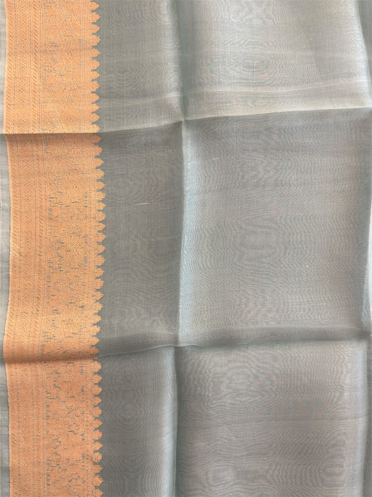 Pure Kora saree with kadwa weaving