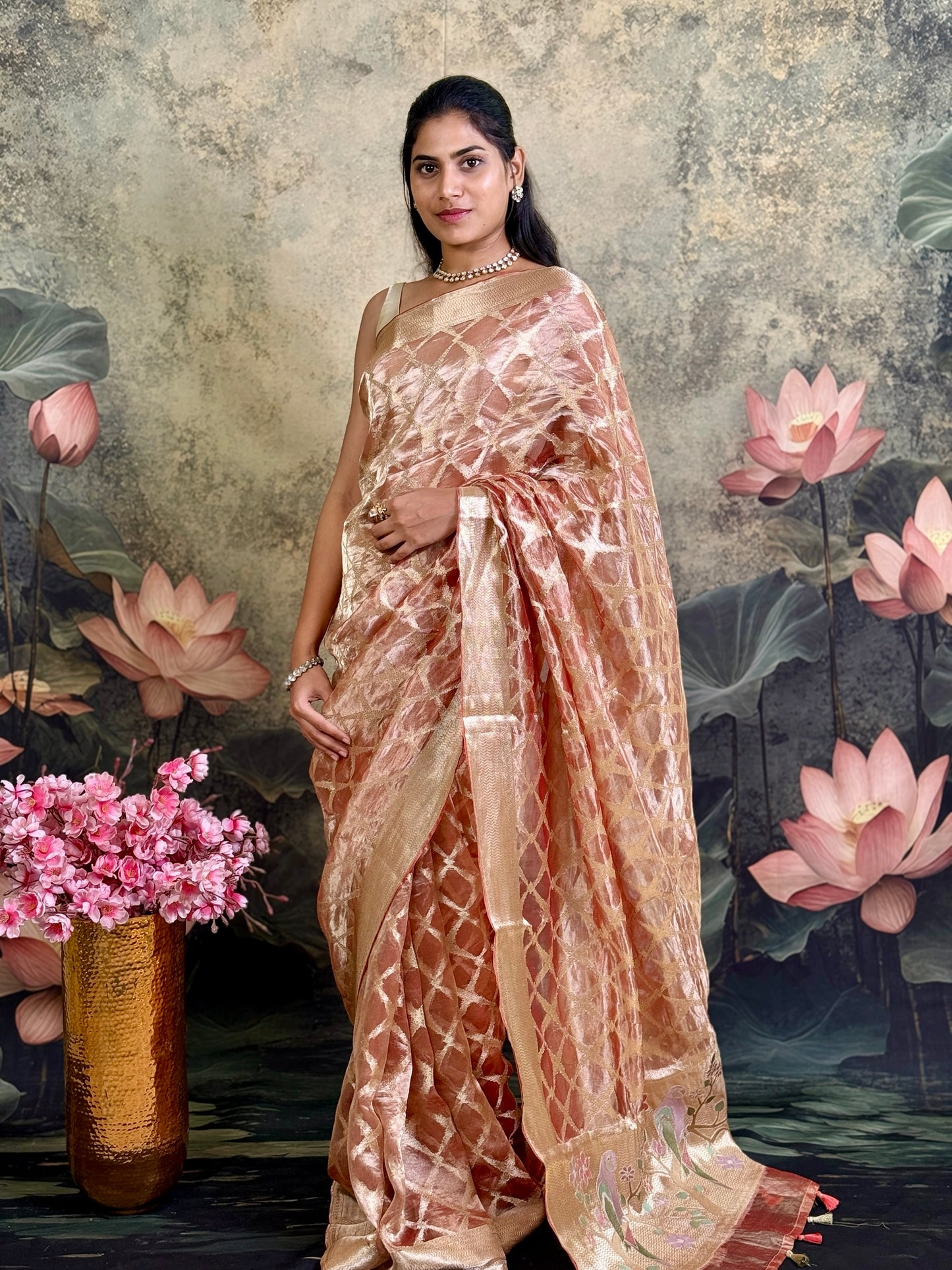 Pure tissue pattu with paithani work