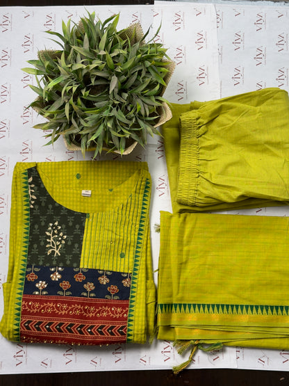 Pure Handloom Cotton Kurta Set with Hand Appliqué Work (3-Piece)