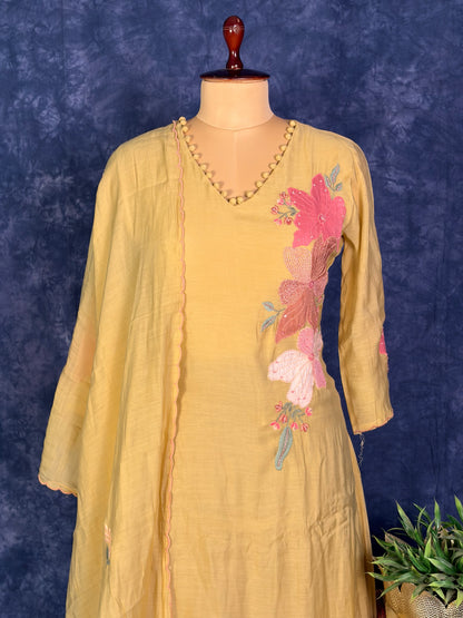 Pure surath Mulchendari with applique and Handwork