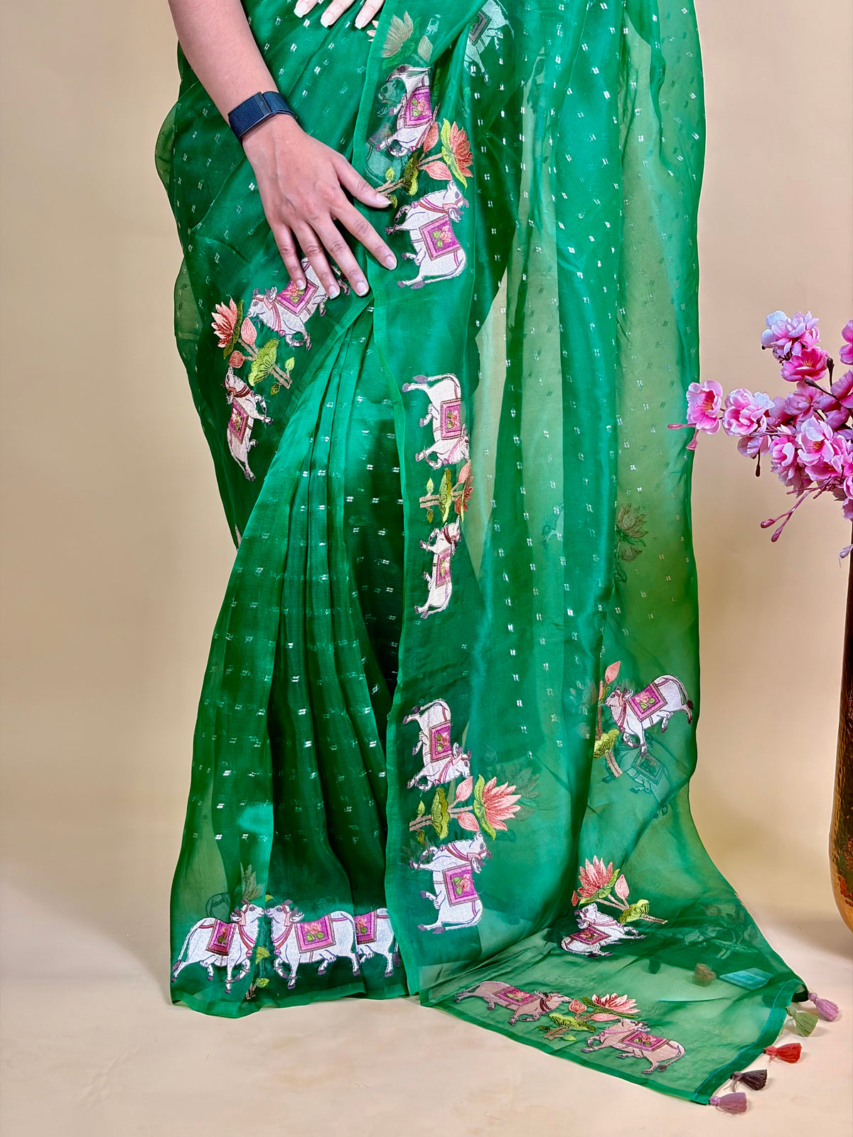 Pure Banarasi Kora saree with pichwai Embroidery & pocket sequencing