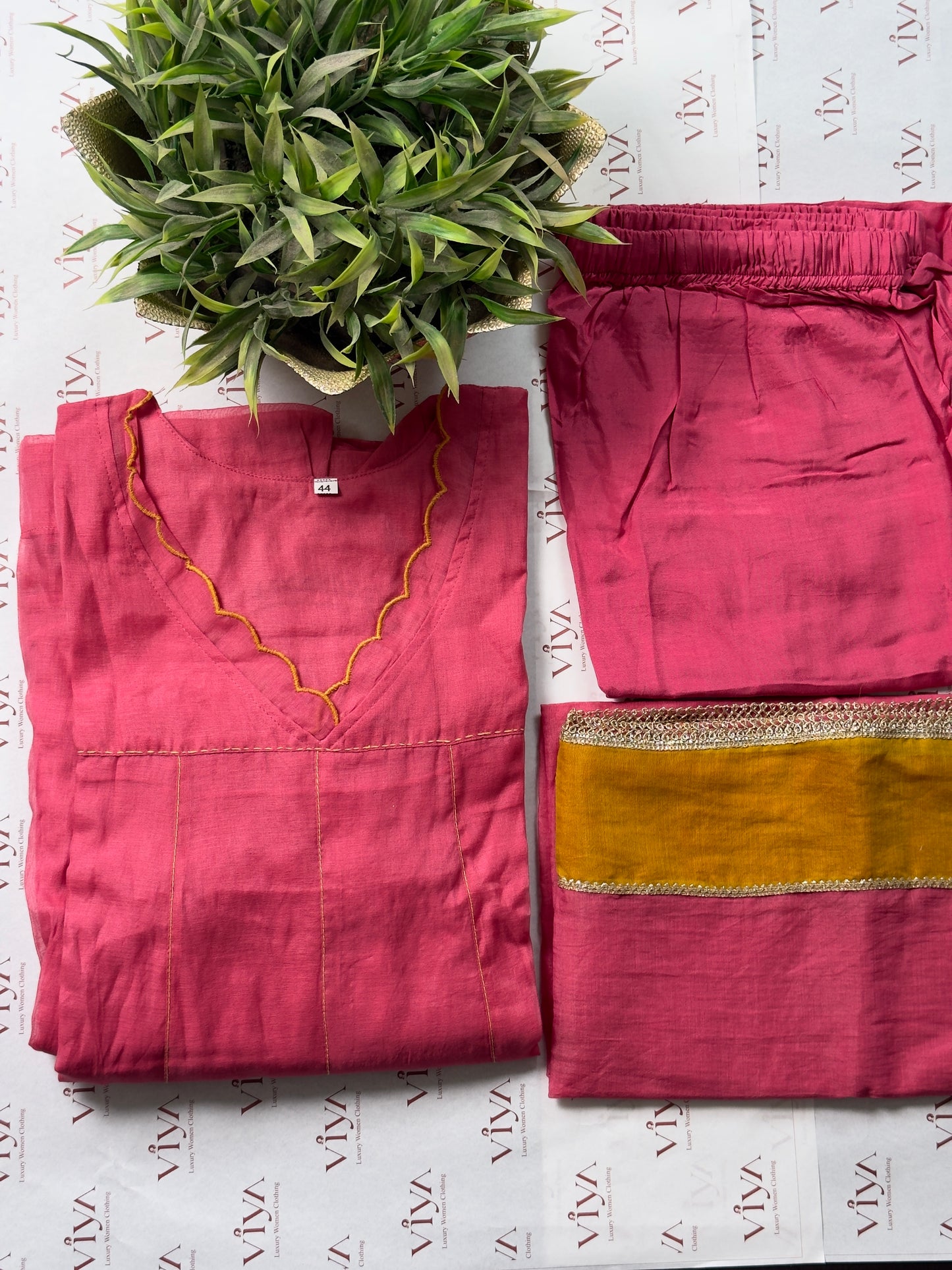 Pink MulChanderi Hand Appliqué Suit Set – 3 Piece