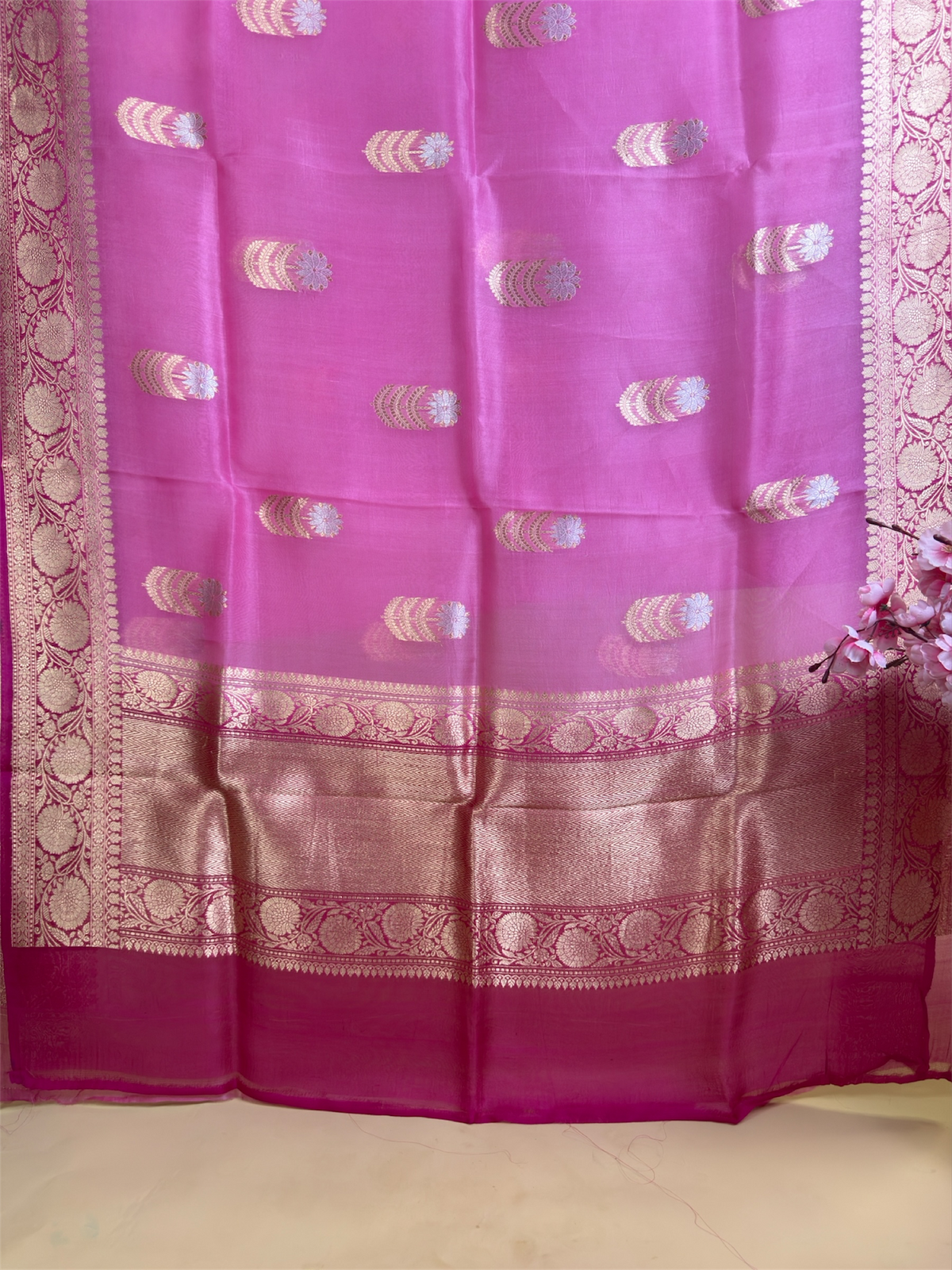 Pure Kora silk saree with kadwa weaving