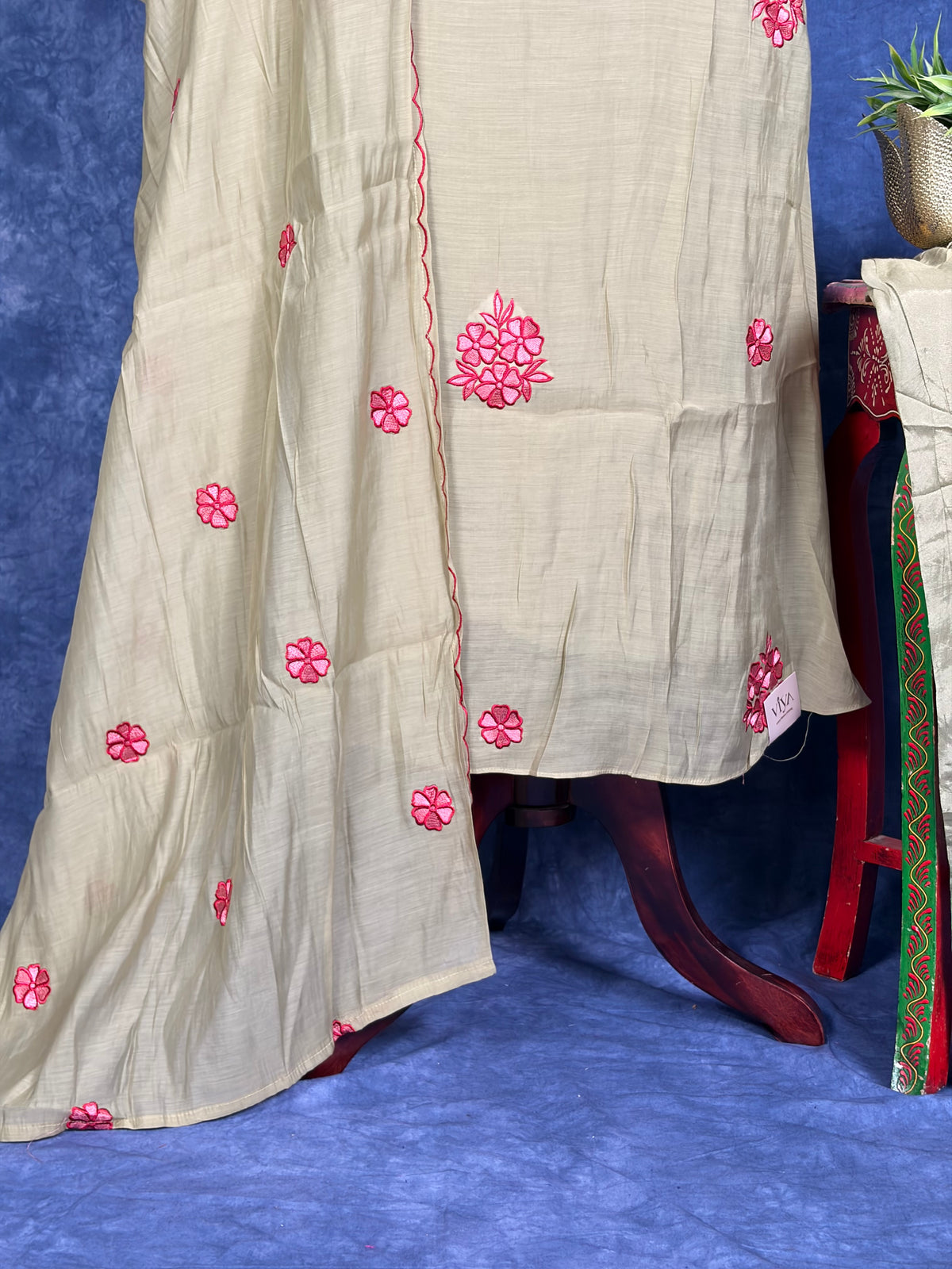Pure mulchendari with embroidery work