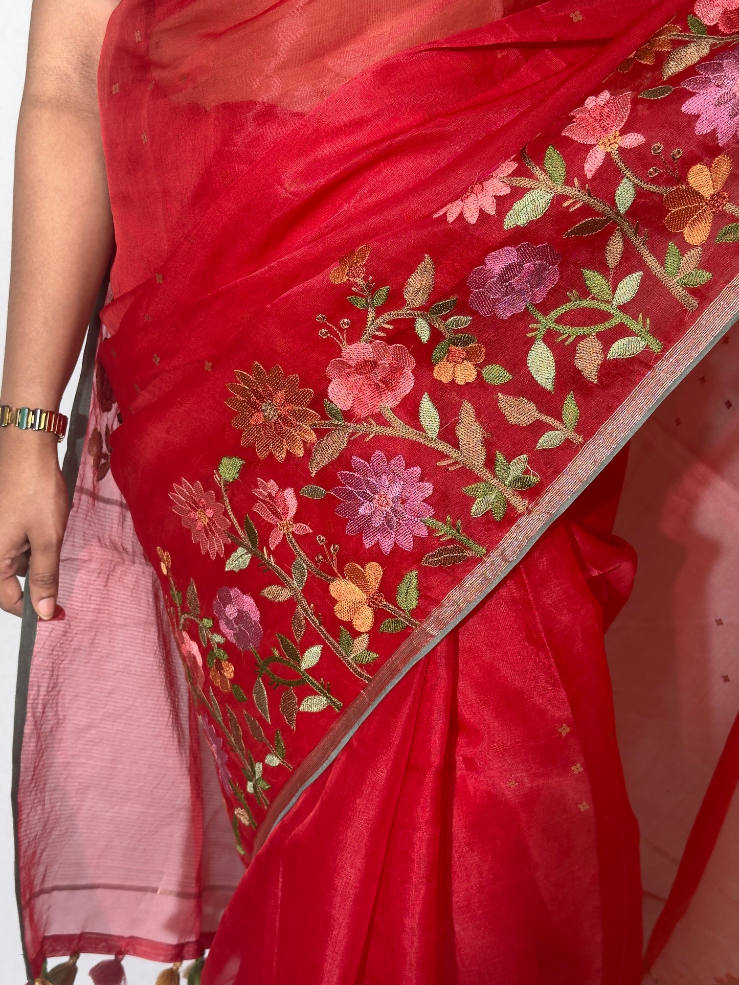 Pure Muslin Kora Saree with Embroidery &  Pocket Sequence Work