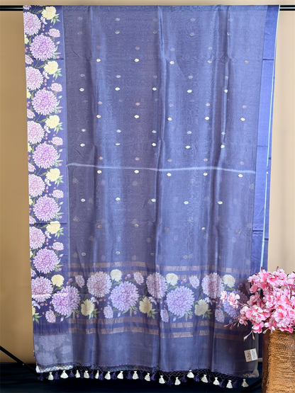 Pure Kora with digital print & kadwa weaving buttis