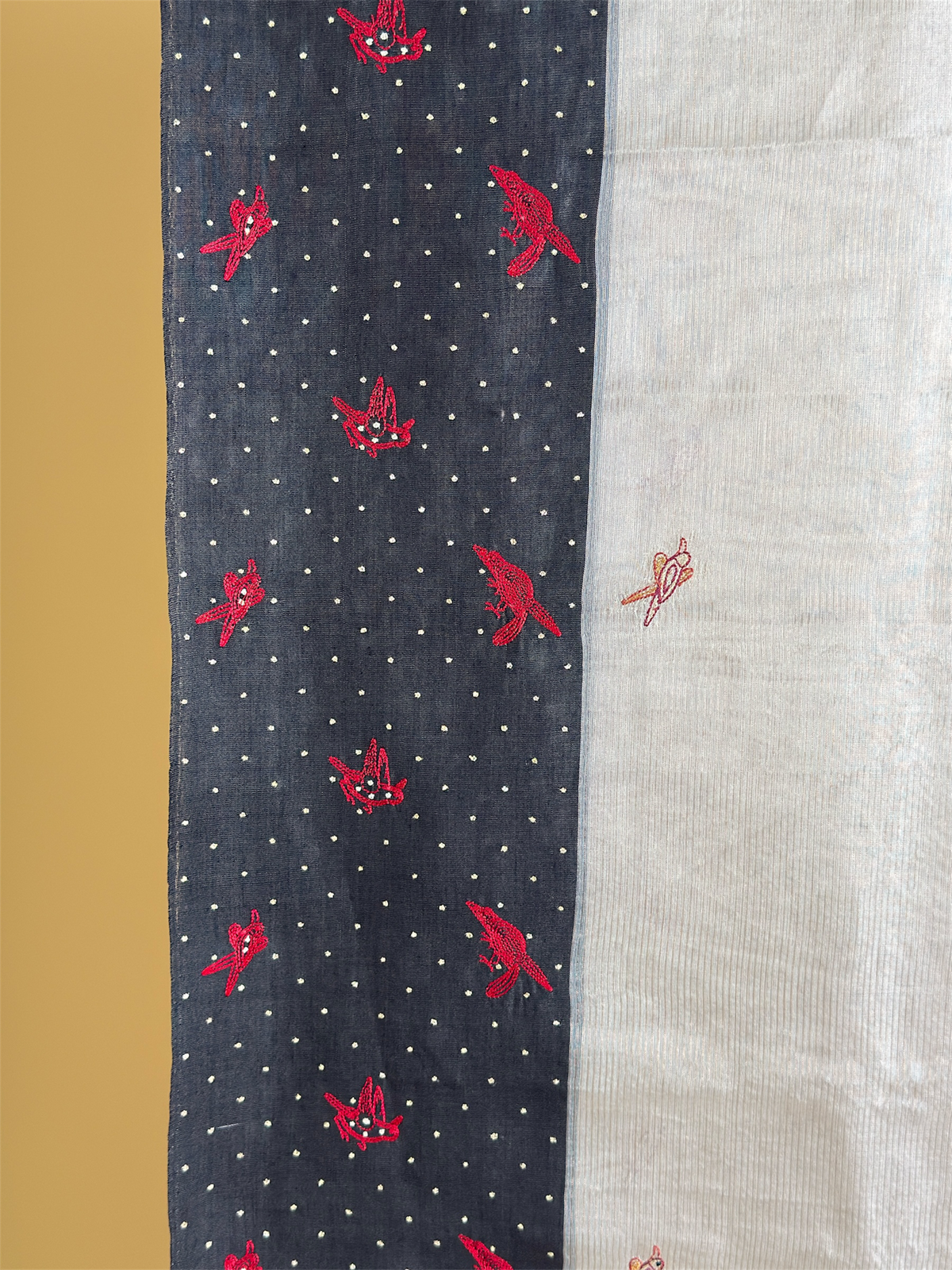 Pure tissue Kora saree with fusion embroidery