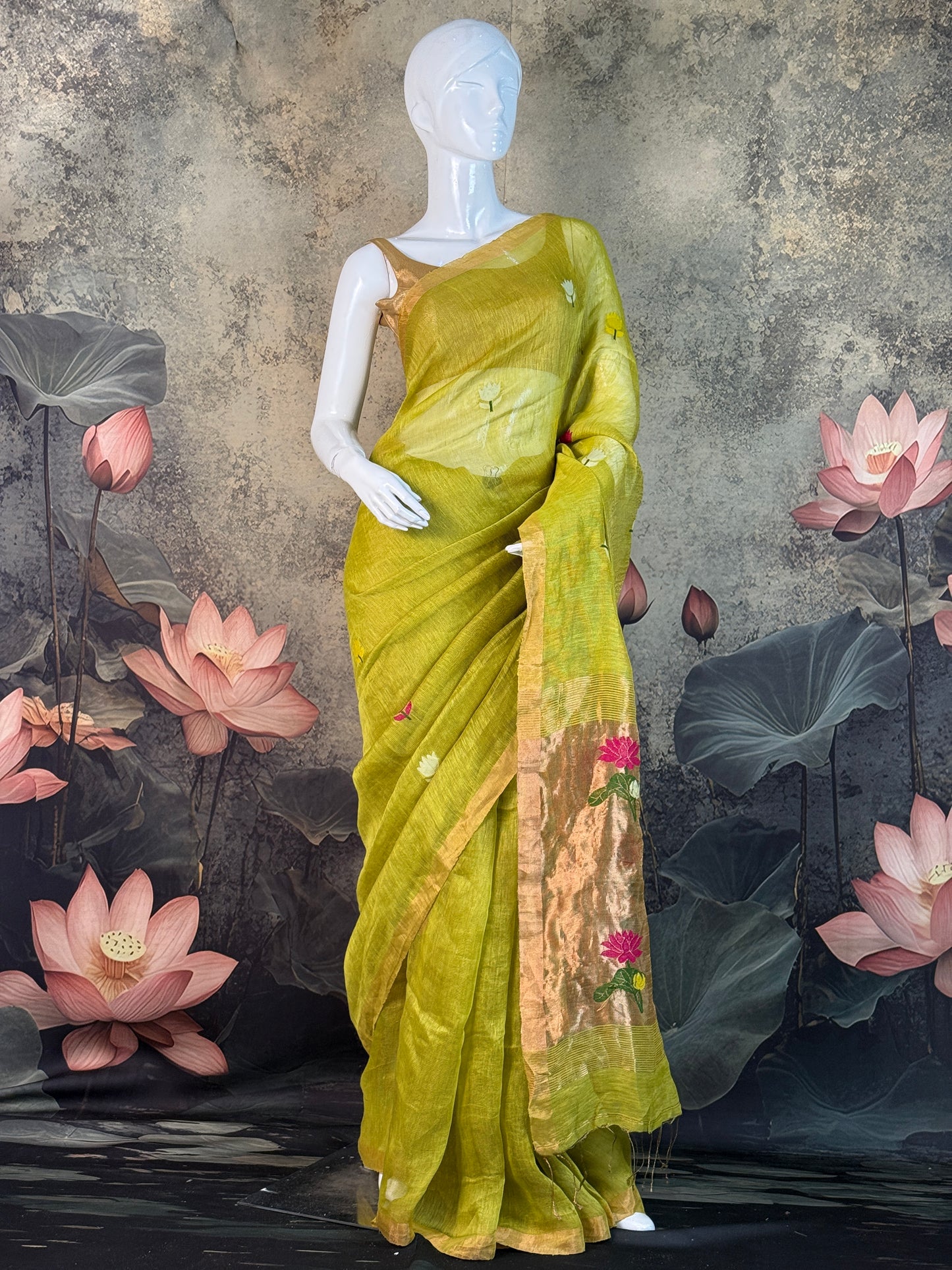 Pure Silk Linen Jamdani Saree – Handwoven Elegant Green Festive Wear