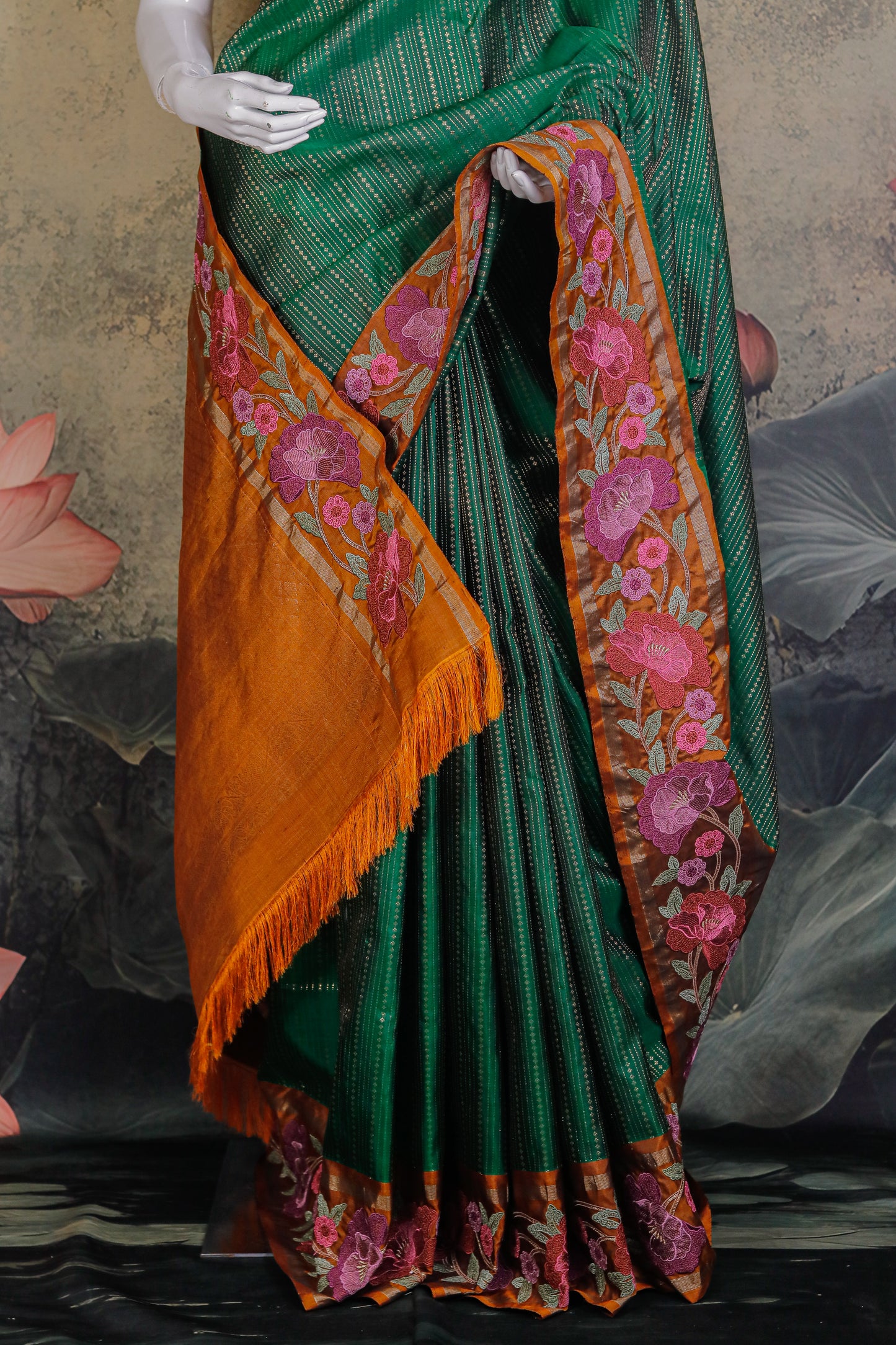 Emerald Green kanchipattu Silk saree with hand embroidered Floral Border