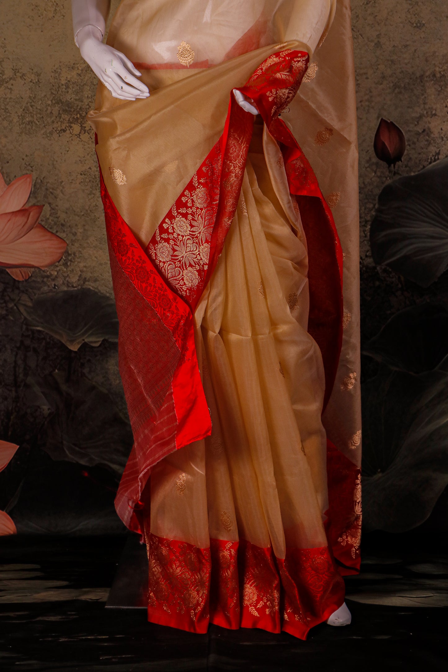 Pure Kora Silk Saree with Rich Katan Border – Handwoven Banarasi Elegance