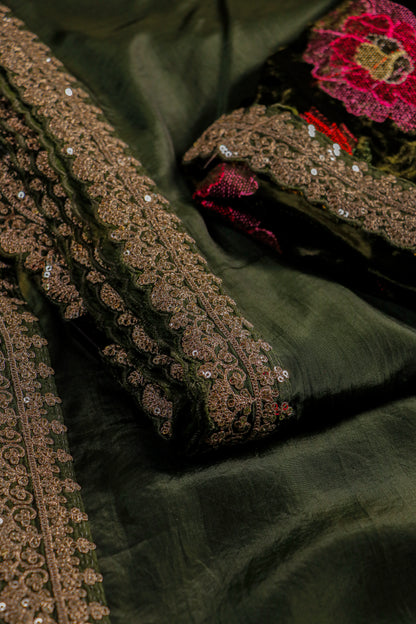 Pure Crepe Silk Saree with Sabyasachi-Style Lace Border & 1gm Velvet Jamdani Blouse