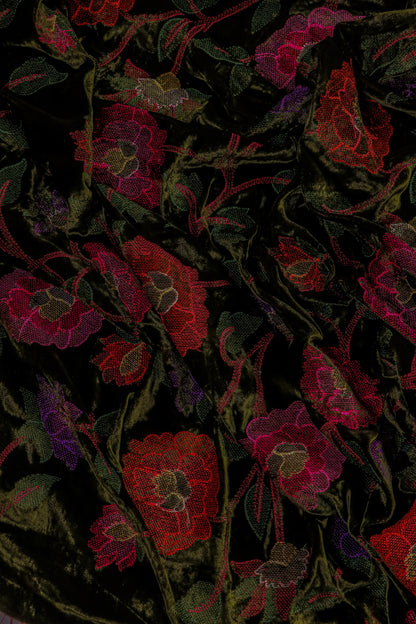 Pure Crepe Silk Saree with Sabyasachi-Style Lace Border & 1gm Velvet Jamdani Blouse