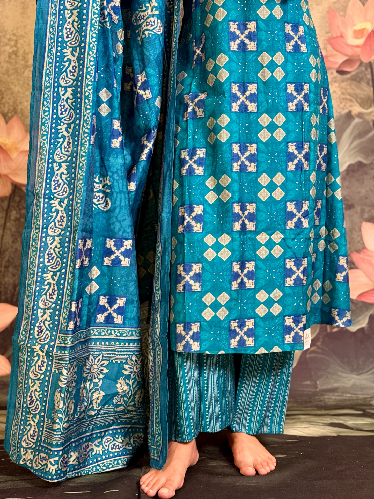 Pure handloom cotton with hand work