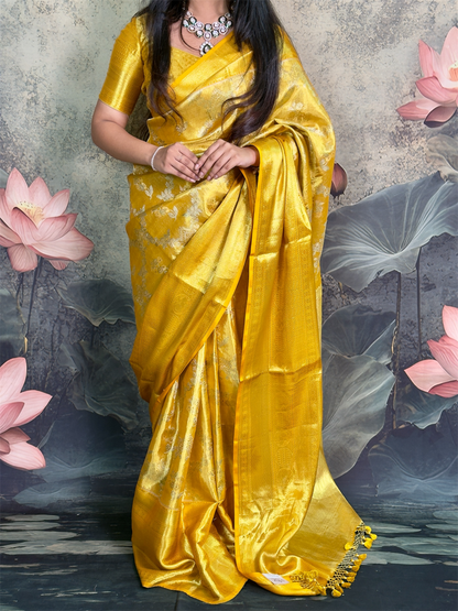 Pure Kanchipattu saree with readymade blouse