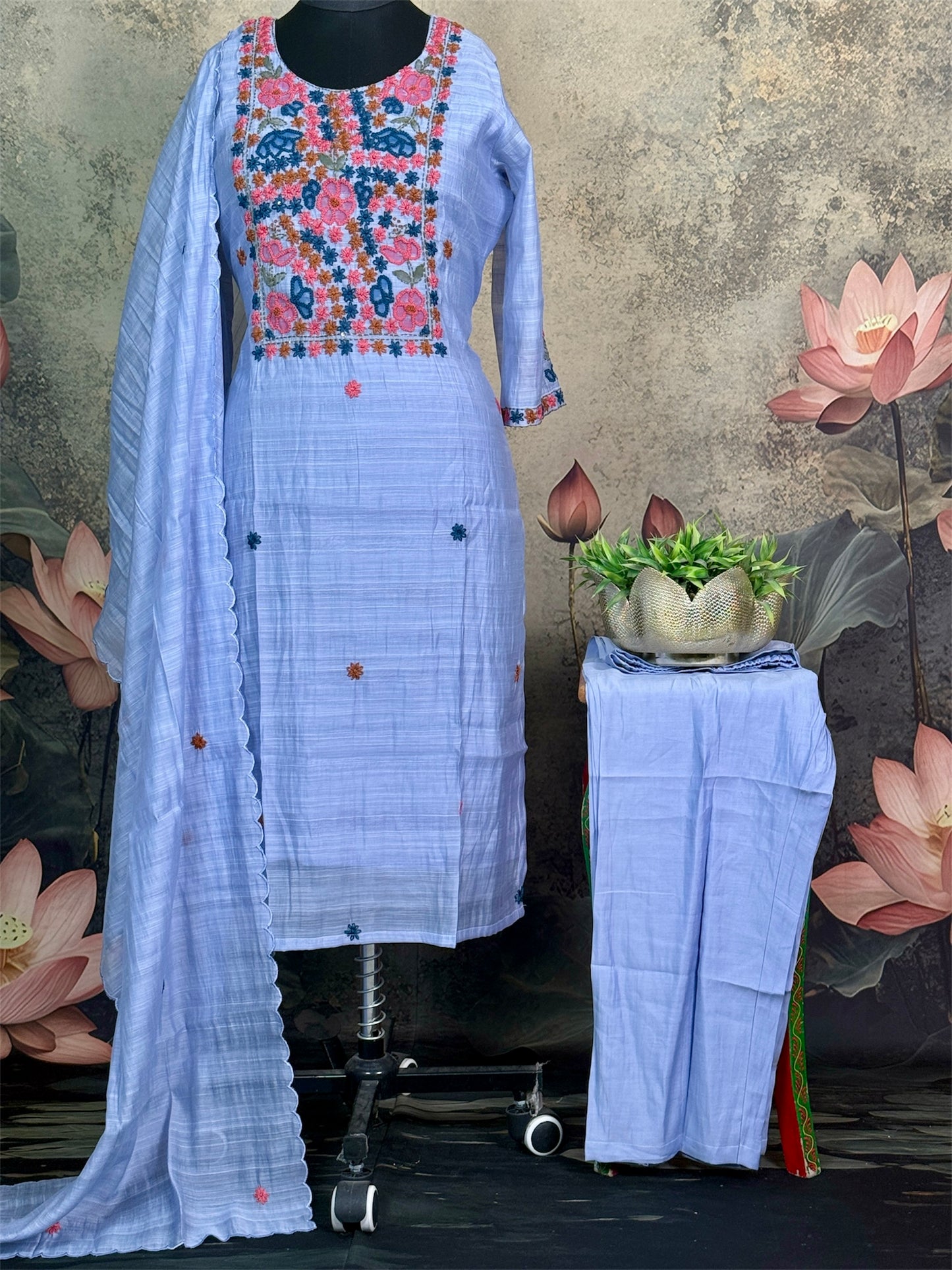 Pure strip Mulchendari with hand paint and knot work