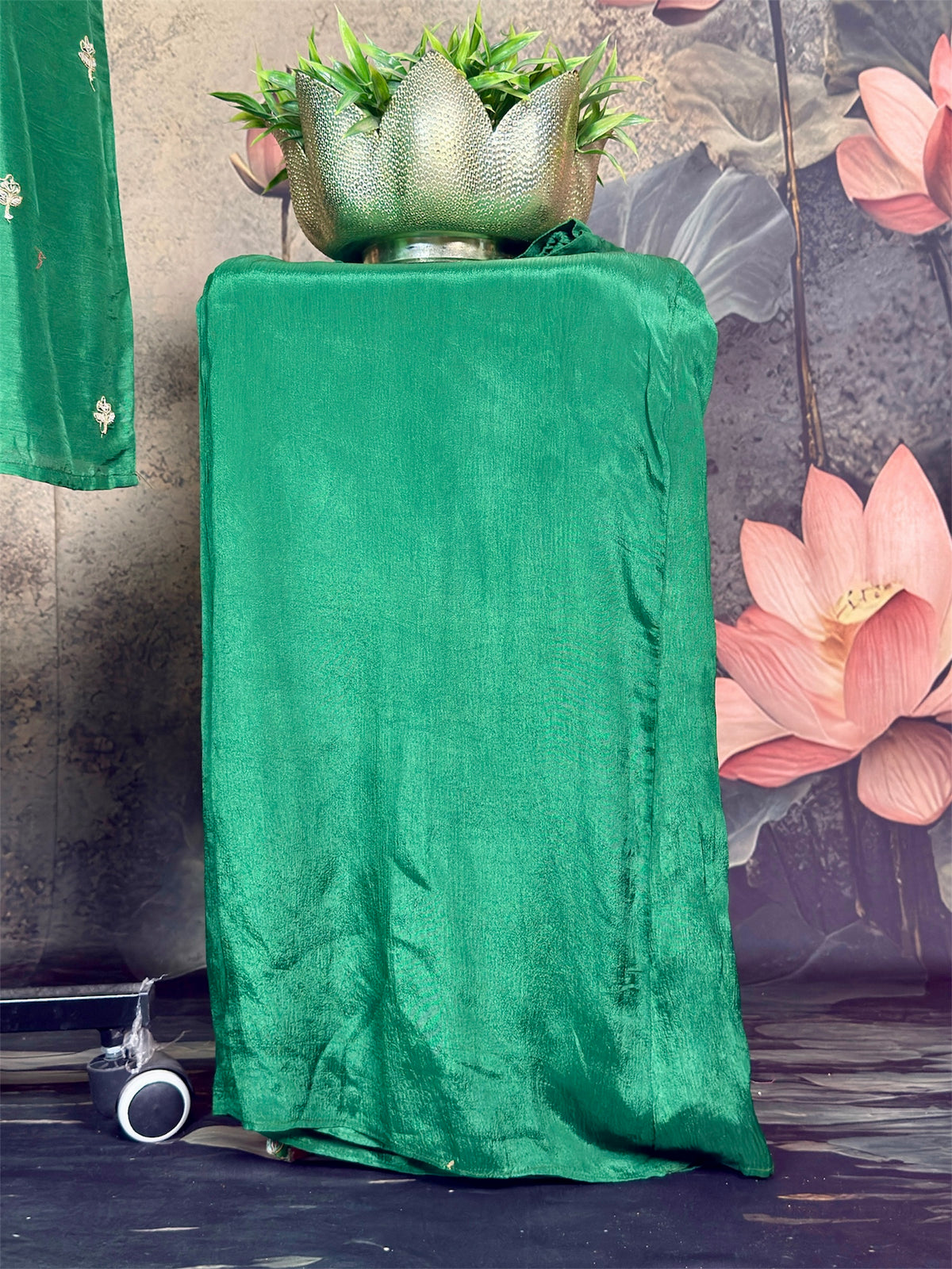 Pure Dola silk with heavy handwork