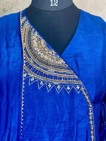 Pure silk suit with handwork and fusion