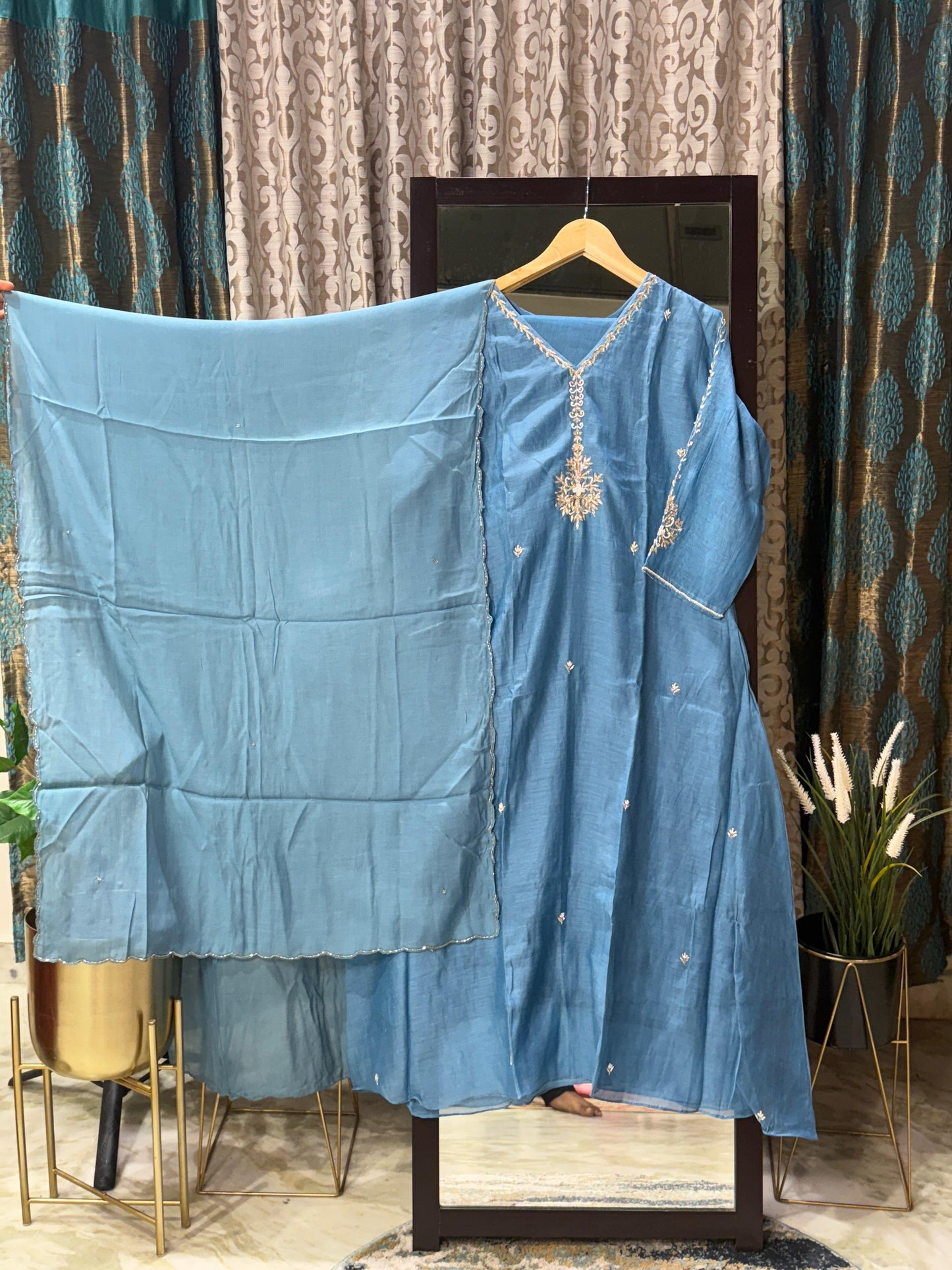 Pure Mul Chanderi Handwork 3-Piece Suit