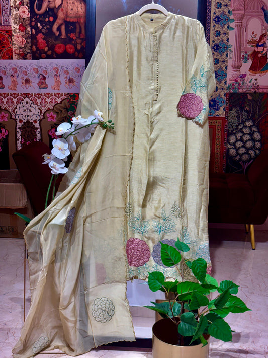 PURE DOLA SILK WITH APPLIQUE 3 PIECE SUIT