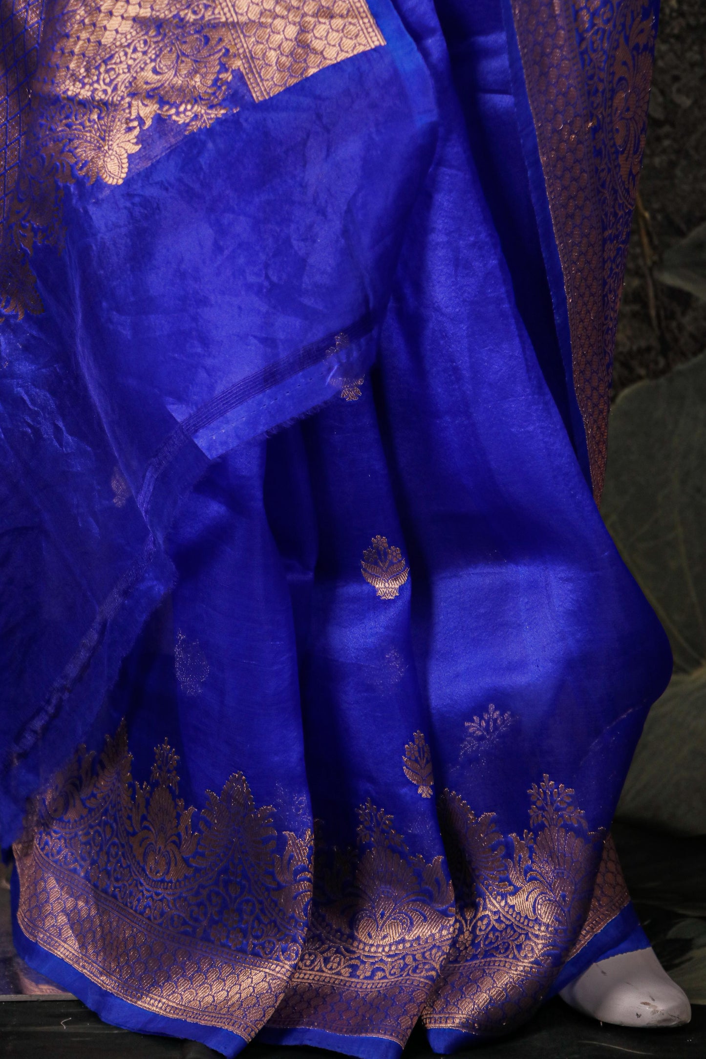 Royal Blue Pure Kora Silk Saree with Traditional Kaduva Weaving