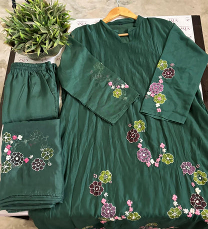 Emerald Grace – Pure Chanderi Silk Hand-Painted 3 piece suit