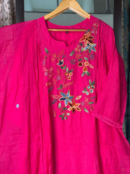 Pure Mul Chanderi 3-Piece Suit with Knot Work