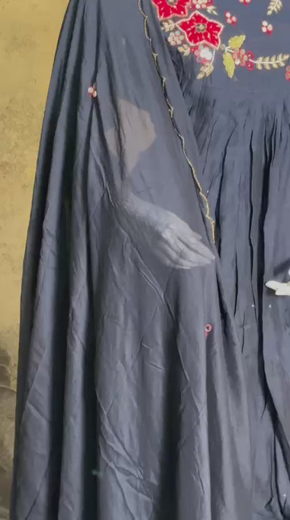 Midnight Bloom – Pure Mul Chanderi Handcrafted 3-Piece Suit