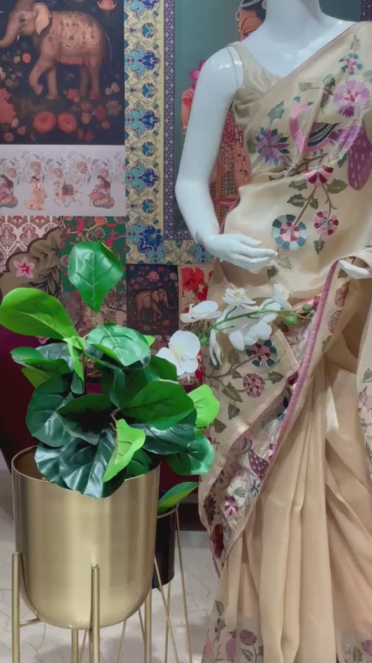TISSUE GEORGETTE WITH AARI WORK