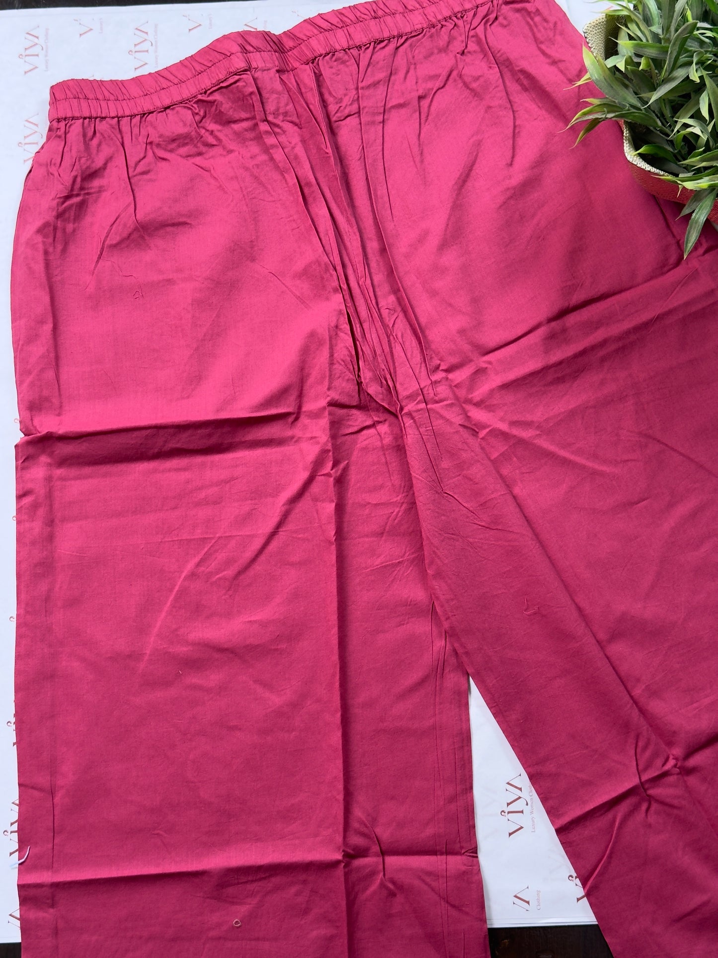 Pink MulChanderi Hand Appliqué Suit Set – 3 Piece