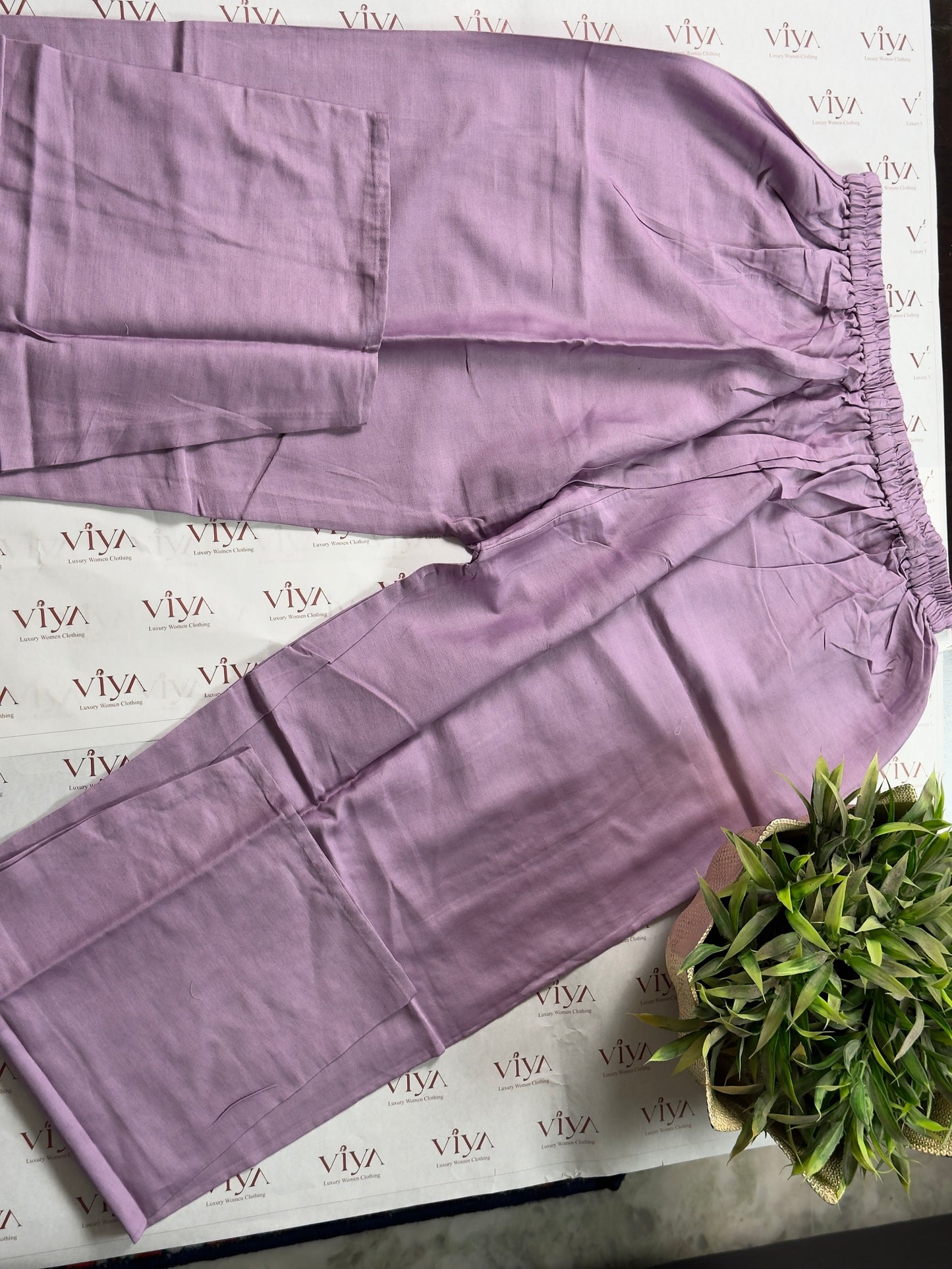 Lavender Mulmul Chanderi Handpaint & Handwork Kurta Set – 3 Piece